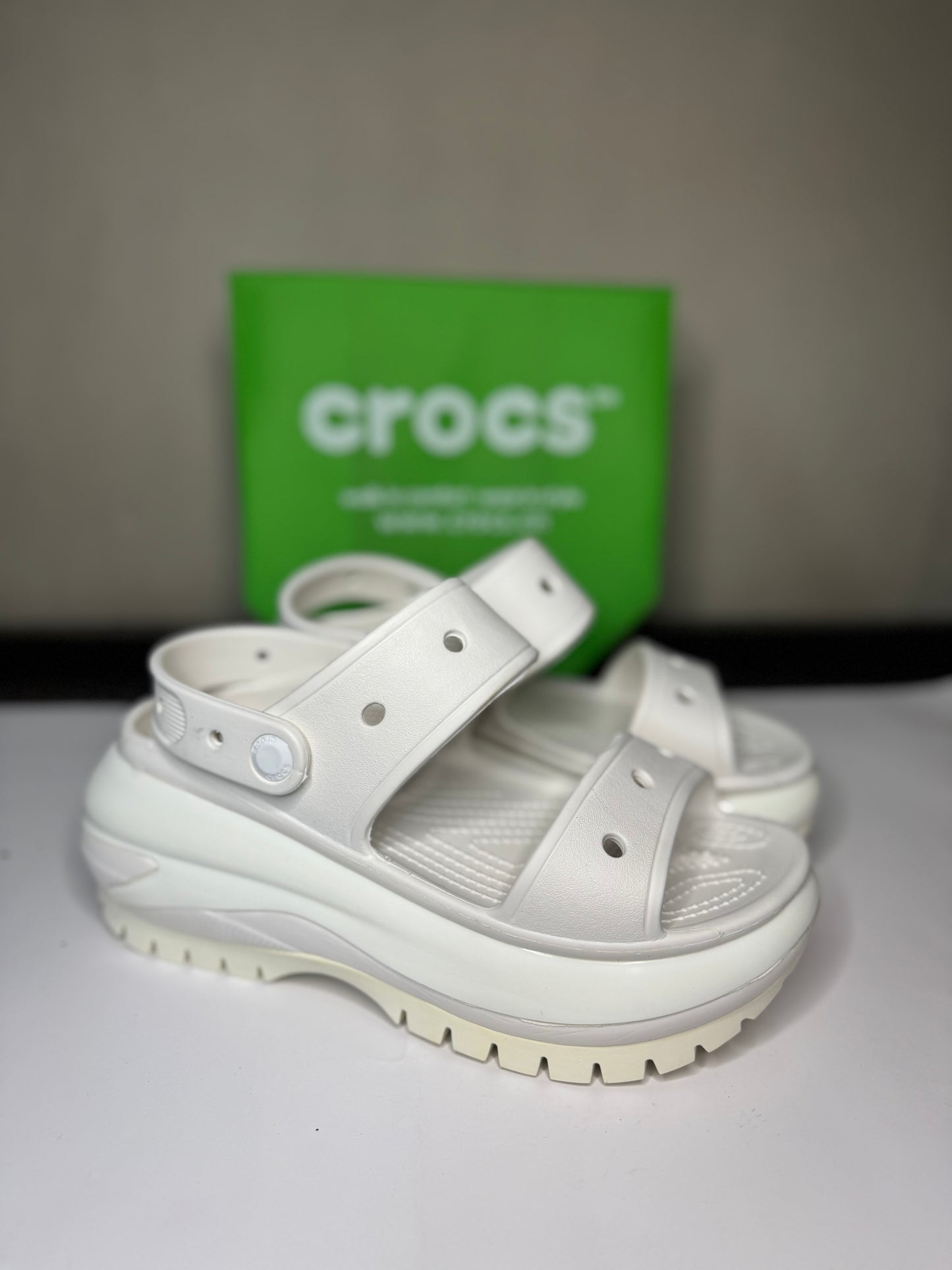 Mega crush sandals