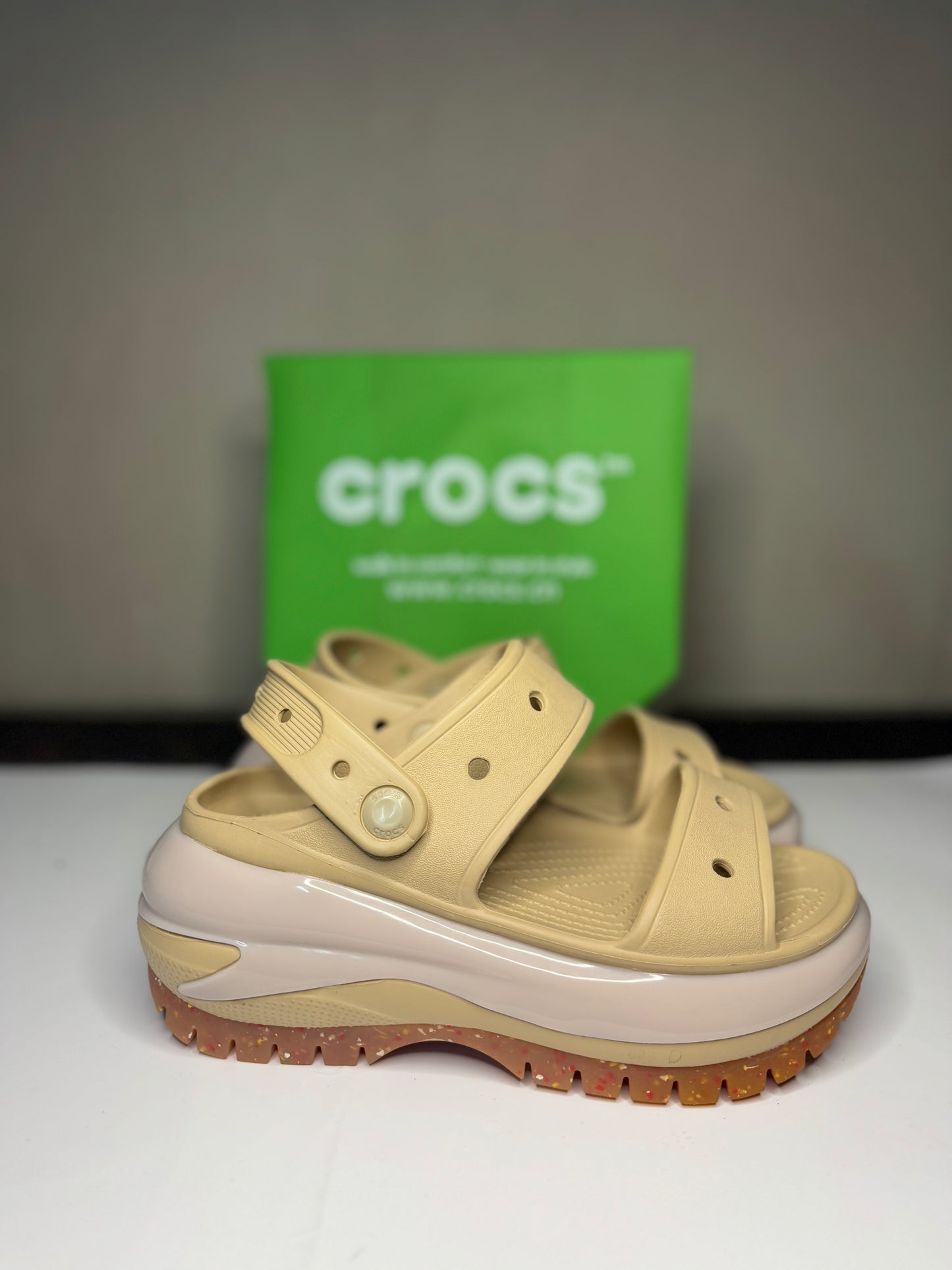 Mega crush sandals